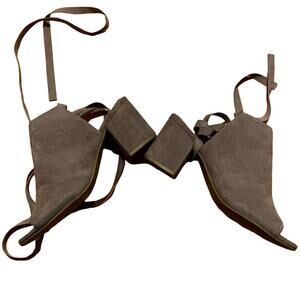 Bamboo suede shoes‎